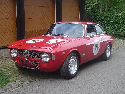 Send us more 1968 Alfa Romeo GTA 1300 Junior pictures