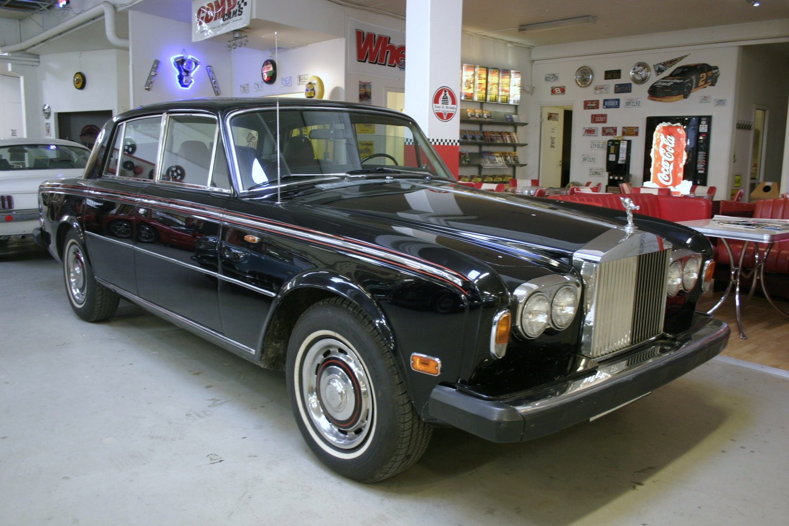 1974 Rolls-Royce Silver Shadow picture