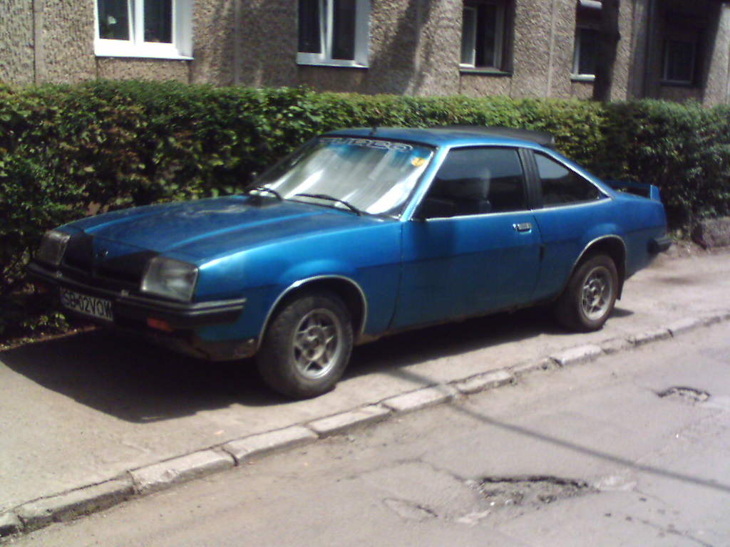 1975 Opel Manta picture