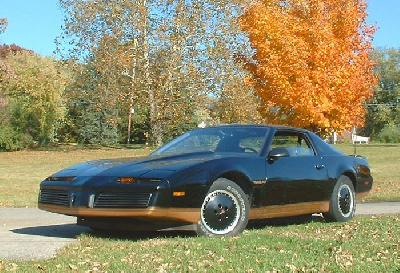 A 1982 Pontiac  