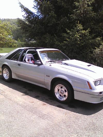 Send us more 1985 Ford Mustang pictures