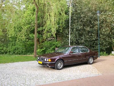 A 1987 BMW  