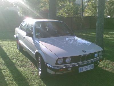 A 1988 BMW  