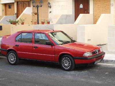 A 1993 Alfa Romeo  