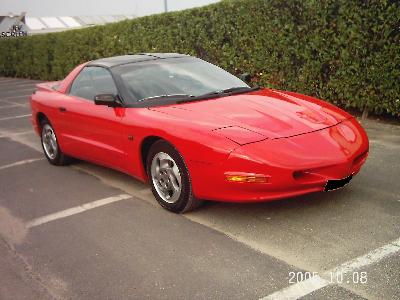 A 1996 Pontiac  