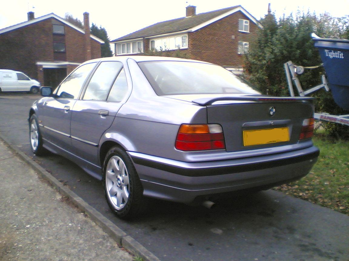 1998 BMW 318i picture