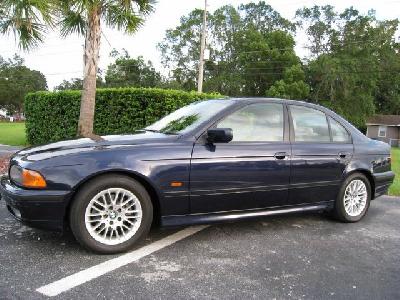 2000 BMW 528i picture