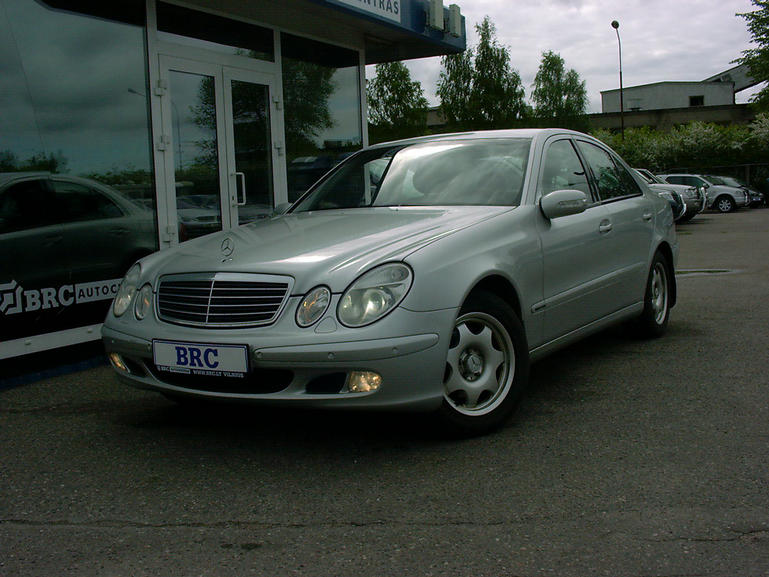 2003 Mercedes-Benz E Series picture