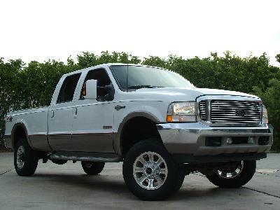 A 2003 Ford  