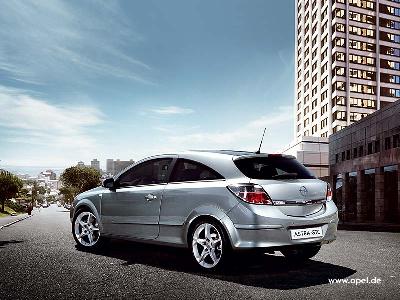 Picture credit: Opel. Send us more 2005 Opel Astra 2.0 DTI pictures.