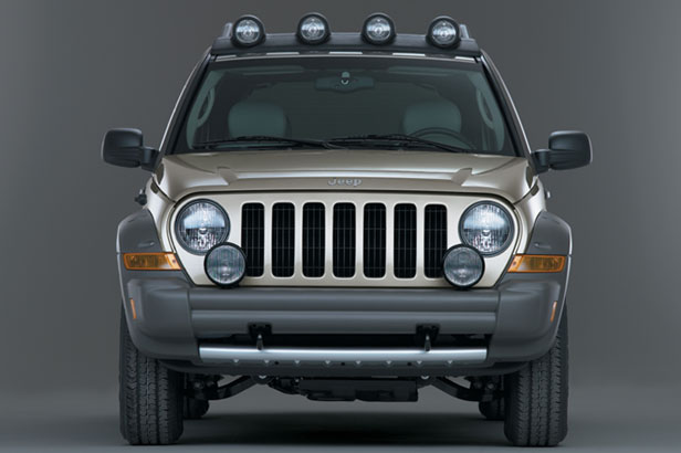 2005 Jeep Cherokee Sport 2.4 picture