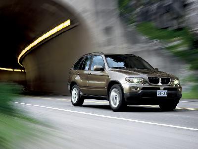 BMW X5 4.4i 2005 
