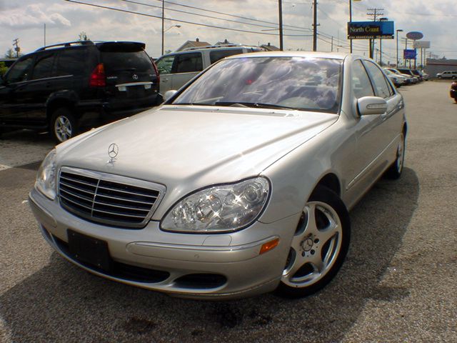2005 Mercedes-Benz S 500 4Matic picture