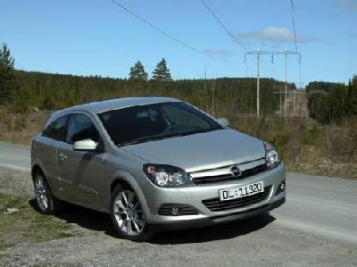 Opel Astra GTC 1.7 CDTi 2005