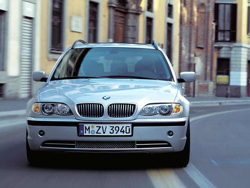 2005 BMW 325i Touring picture