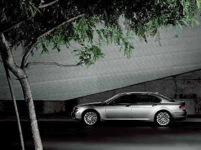 Picture credit: BMW. Send us more 2005 BMW 730d pictures.