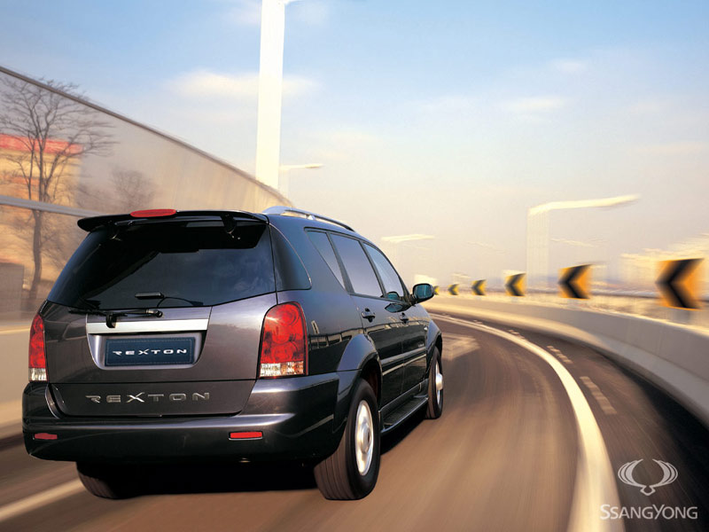 2005 SsangYong Rexton picture