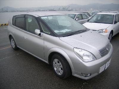 Toyota Opa 2005 