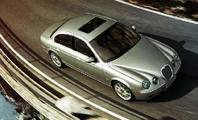 A 2007 Jaguar  