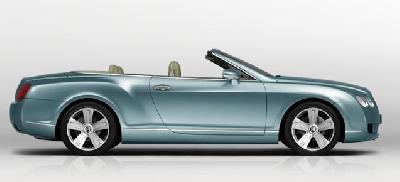 A 2009 Bentley  