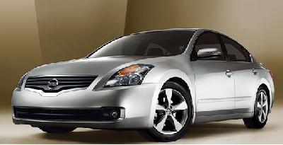 A 2009 Nissan  