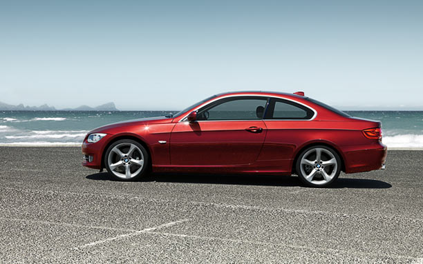 2010 BMW 330i Coupe picture