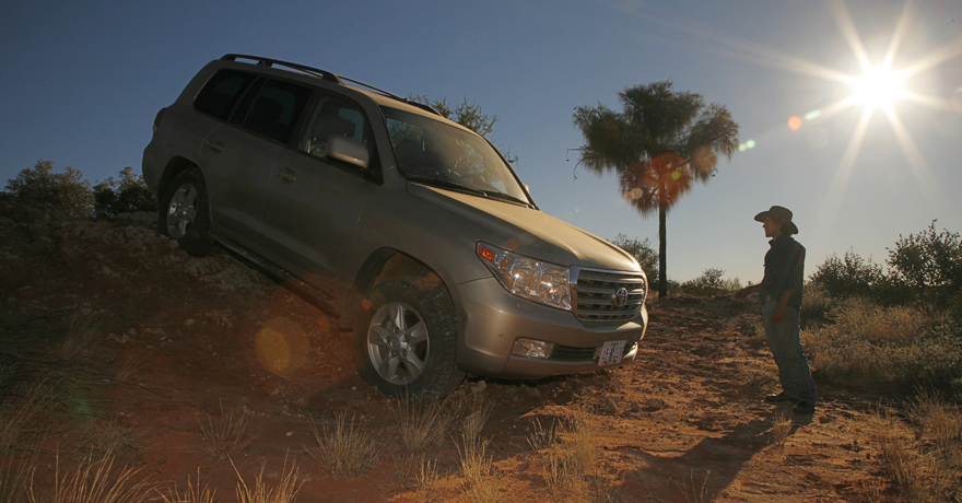 2011 Toyota Land Cruiser 5.7 4WD picture