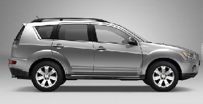 A 2011 Mitsubishi Outlander 