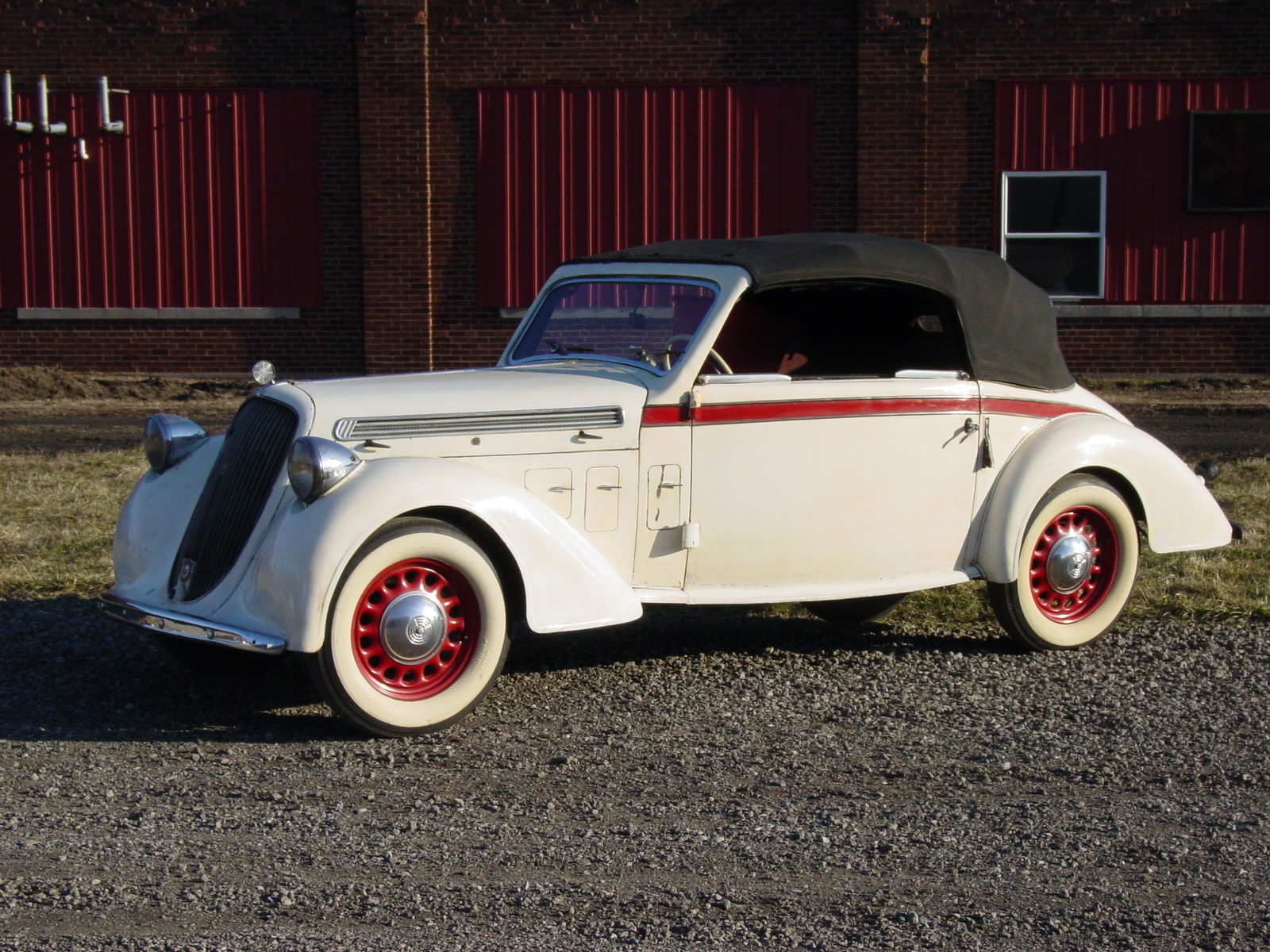 1940 Steyr 220 picture