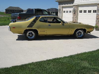 A 1972 Plymouth  