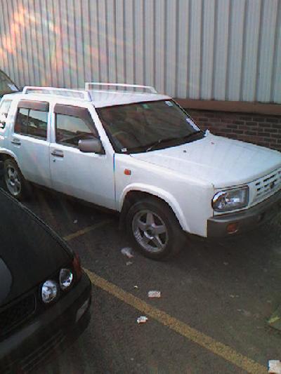 Nissan Rasheen 1995 