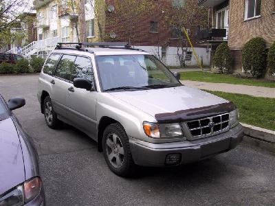 A 2000 Subaru  