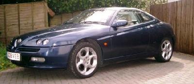 Alfa Romeo GTV 2000