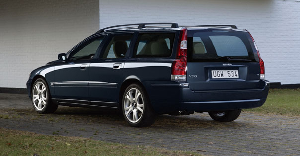 2005 Volvo V70 R picture