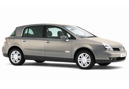 A 2005 Renault  