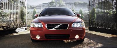 A 2006 Volvo  