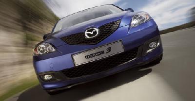 A 2007 Mazda  