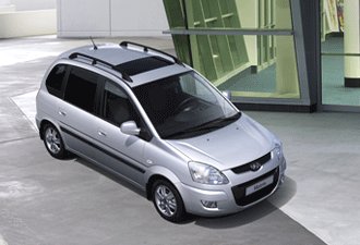 A 2008 Hyundai  