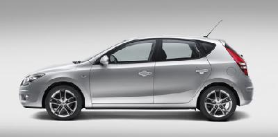 A 2009 Hyundai  