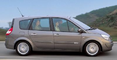 A 2009 Renault  