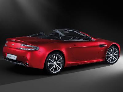 A 2009 Aston Martin  