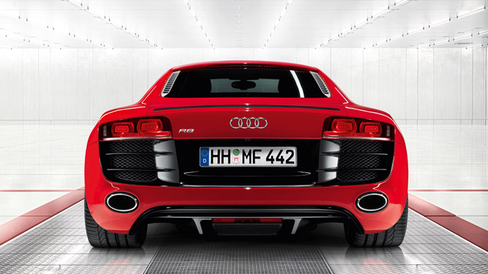 2010 Audi R8 5.2 Coupe Quattro picture