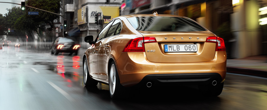 2010 Volvo S60 2.5 T AWD picture