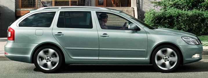 2010 Skoda Octavia picture