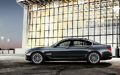 BMW 750Li 2010 