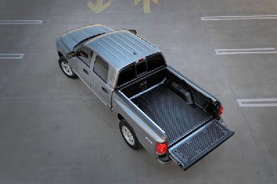 Dodge Dakota Crew Cab Laramie 2011 