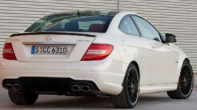 A 2011 Mercedes-Benz  